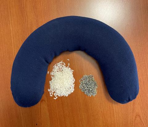 Blue wrap with rice and lavender 