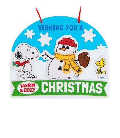 CIRCULAR FOAM CRAFT WITH SNOOPY, A SNOWMAN, AND WOODSTOCK